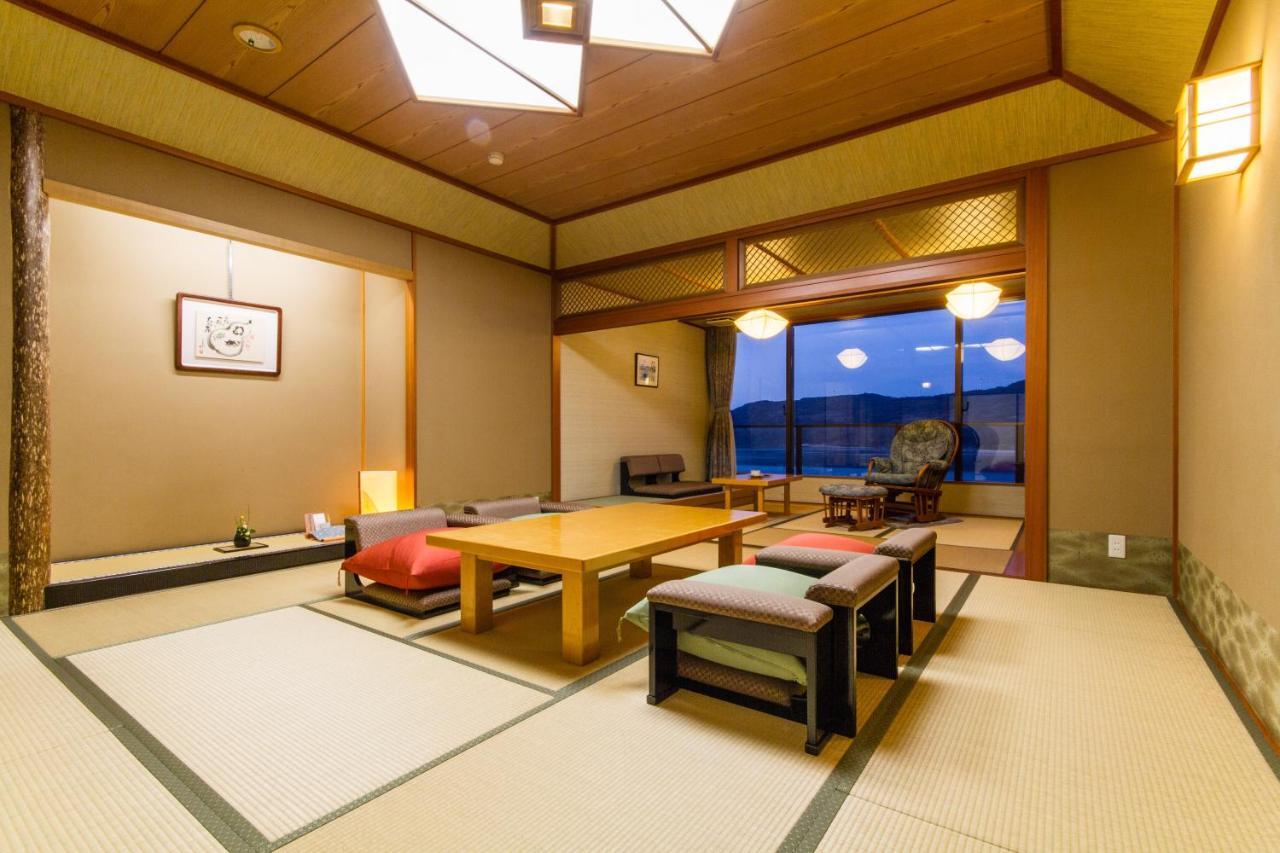 Yuyawan Onsen Hotel Yokikan นากาโตะ ภายนอก รูปภาพ